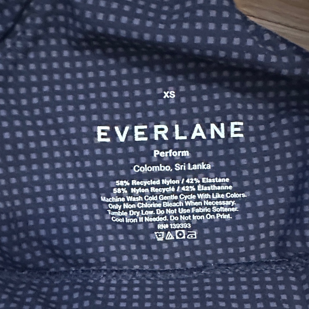 Everlane Black Sports Bra - Size XS - Picture 2 of 4